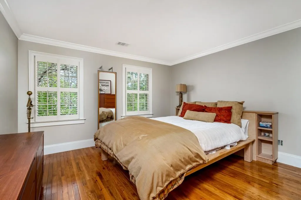 2125 Spalding Drive, Sandy Springs, Georgia 30350, 5 Bedrooms Bedrooms, ,3 BathroomsBathrooms,Residential,Sold,2125 Spalding Drive,6872453