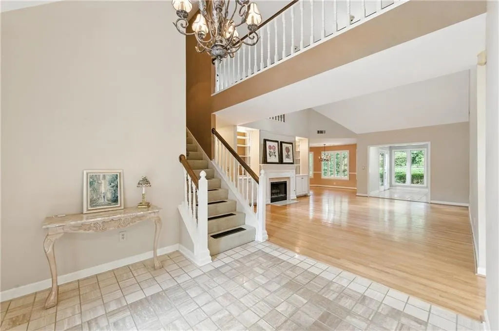 Foyer with View to LR and Loft Steps
