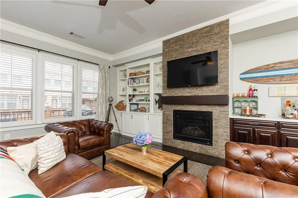 313 Alderwood Lane Unit 313, Atlanta, Georgia 30328, 3 Bedrooms Bedrooms, ,3 BathroomsBathrooms,Residential,Sold,313 Alderwood Lane Unit 313,7056951