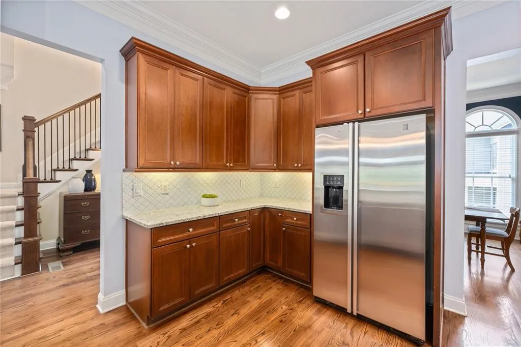242 Meeting Lane, Sandy Springs, Georgia 30342, 4 Bedrooms Bedrooms, ,3 BathroomsBathrooms,Residential,Sold,242 Meeting Lane,6744638