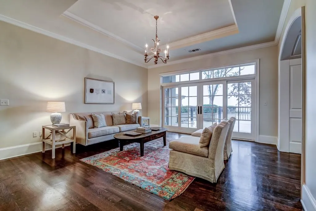 2700 Paces Ferry Road Se Unit 102, Atlanta, Georgia 30339, 2 Bedrooms Bedrooms, ,2 BathroomsBathrooms,Residential,Sold,2700 Paces Ferry Road Se Unit 102,5829854