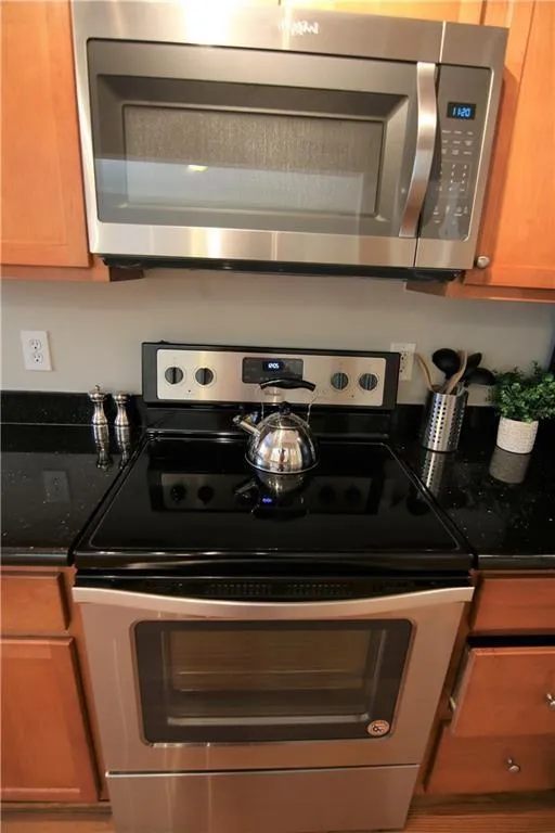 165 N River Drive Unit H, Atlanta, Georgia 30350, 2 Bedrooms Bedrooms, ,2 BathroomsBathrooms,Residential,Sold,165 N River Drive Unit H,7155771