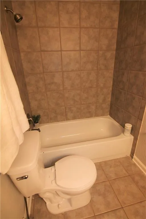 165 N River Drive Unit H, Atlanta, Georgia 30350, 2 Bedrooms Bedrooms, ,2 BathroomsBathrooms,Residential,Sold,165 N River Drive Unit H,7155771