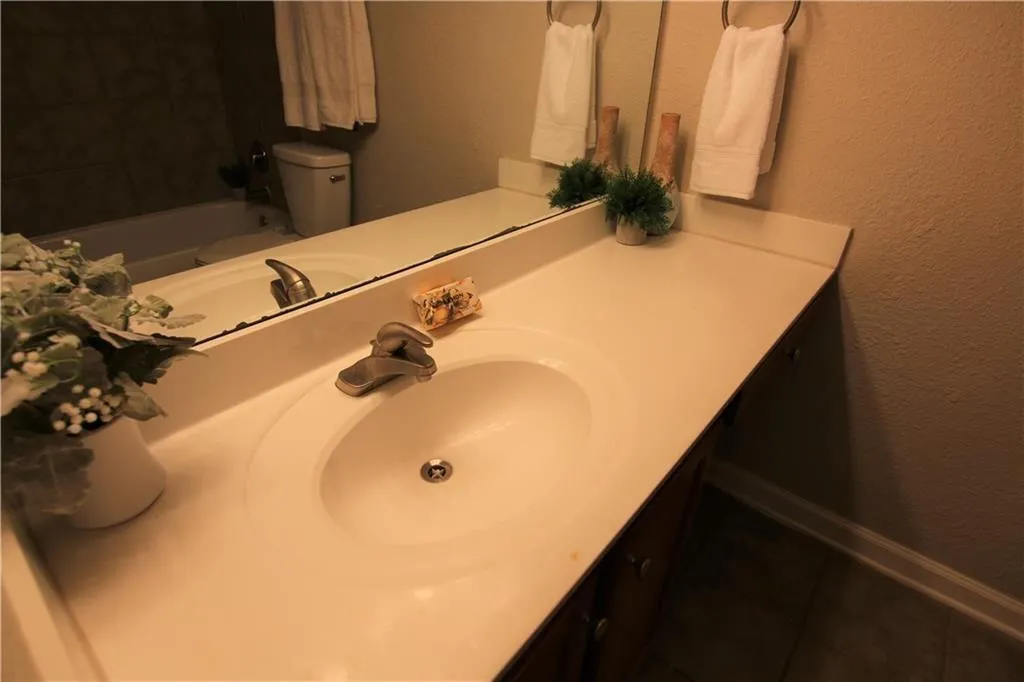 165 N River Drive Unit H, Atlanta, Georgia 30350, 2 Bedrooms Bedrooms, ,2 BathroomsBathrooms,Residential,Sold,165 N River Drive Unit H,7155771