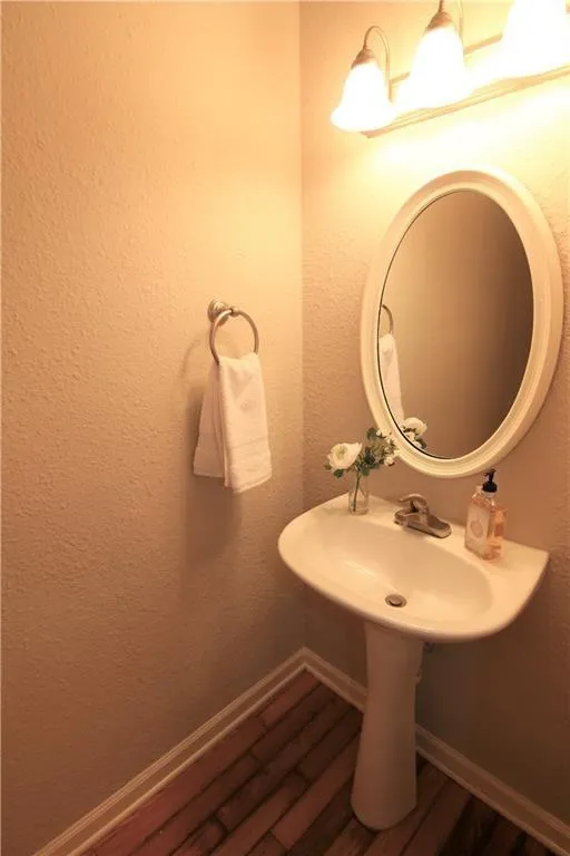 165 N River Drive Unit H, Atlanta, Georgia 30350, 2 Bedrooms Bedrooms, ,2 BathroomsBathrooms,Residential,Sold,165 N River Drive Unit H,7155771
