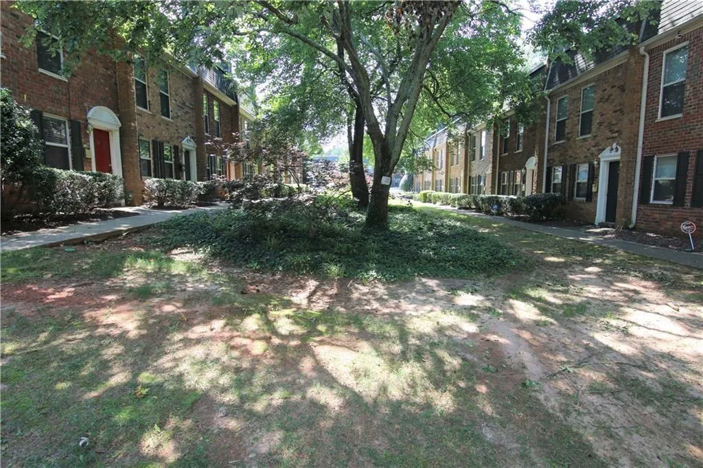 165 N River Drive Unit H, Atlanta, Georgia 30350, 2 Bedrooms Bedrooms, ,2 BathroomsBathrooms,Residential,Sold,165 N River Drive Unit H,7155771