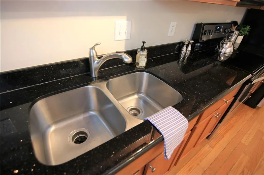 165 N River Drive Unit H, Atlanta, Georgia 30350, 2 Bedrooms Bedrooms, ,2 BathroomsBathrooms,Residential,Sold,165 N River Drive Unit H,7155771