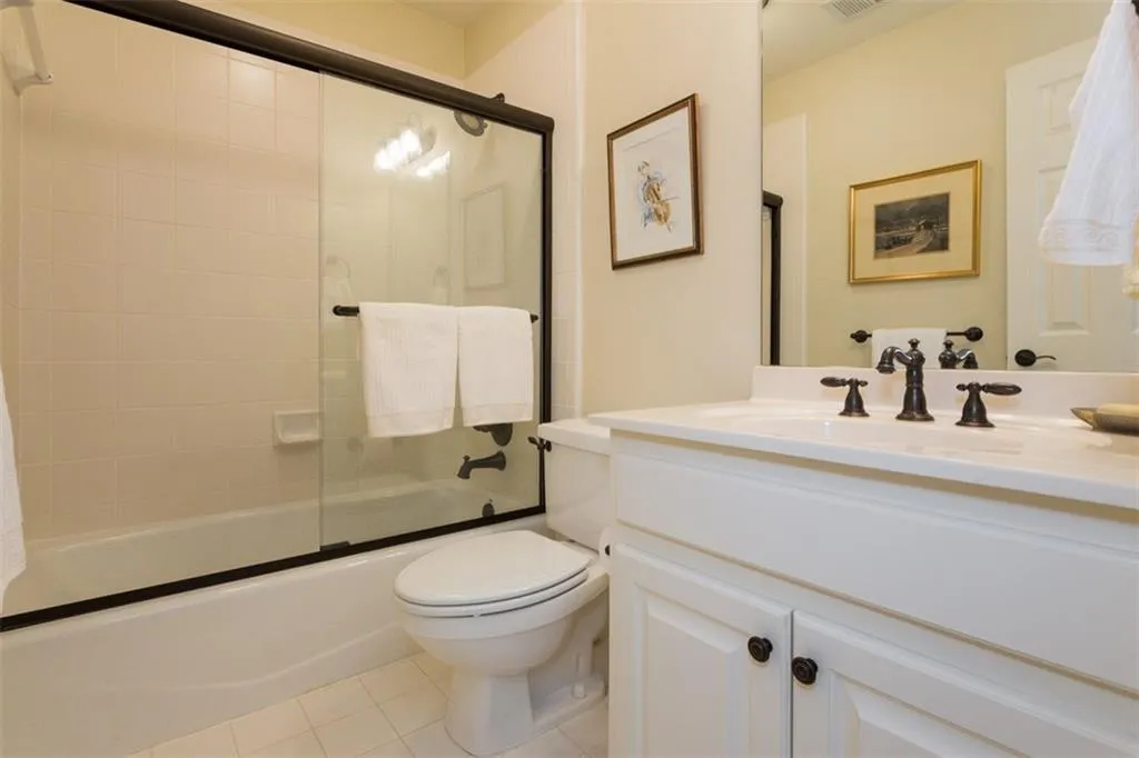 4535 Crestwicke Pointe, Sandy Springs, Georgia 30319, 4 Bedrooms Bedrooms, ,3 BathroomsBathrooms,Residential,Sold,4535 Crestwicke Pointe,6103333