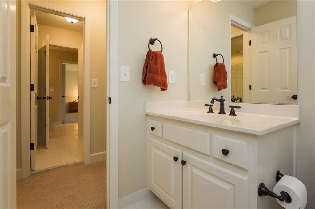 4535 Crestwicke Pointe, Sandy Springs, Georgia 30319, 4 Bedrooms Bedrooms, ,3 BathroomsBathrooms,Residential,Sold,4535 Crestwicke Pointe,6103333