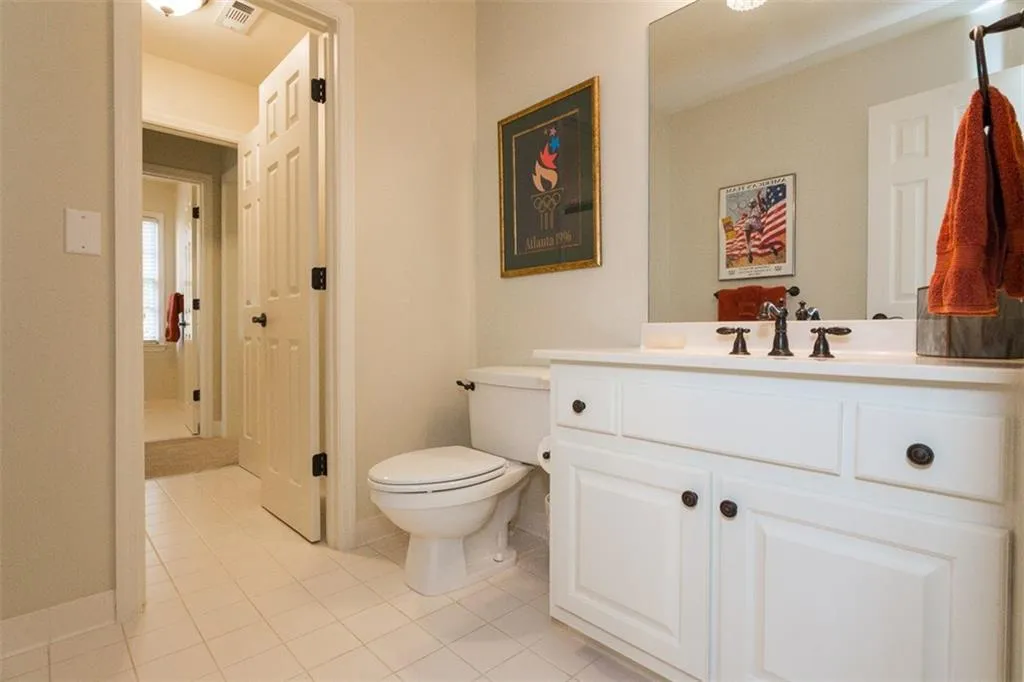 4535 Crestwicke Pointe, Sandy Springs, Georgia 30319, 4 Bedrooms Bedrooms, ,3 BathroomsBathrooms,Residential,Sold,4535 Crestwicke Pointe,6103333