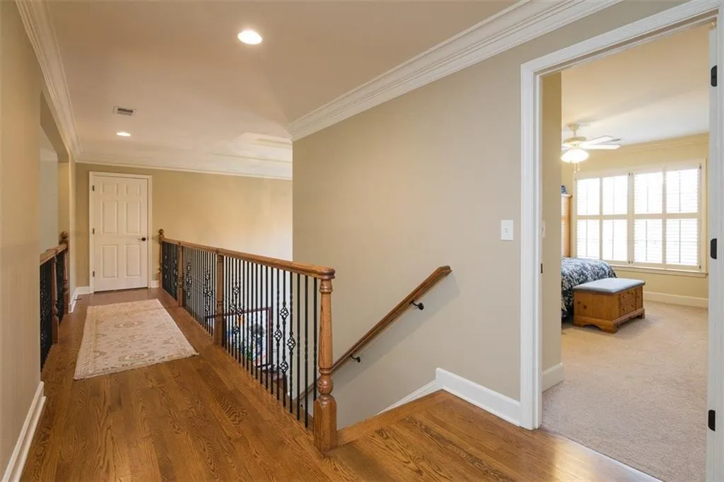 4535 Crestwicke Pointe, Sandy Springs, Georgia 30319, 4 Bedrooms Bedrooms, ,3 BathroomsBathrooms,Residential,Sold,4535 Crestwicke Pointe,6103333