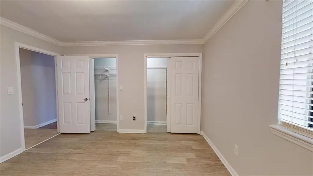 300 Johnson Ferry Road Ne Unit B304, Sandy Springs, Georgia 30328, 1 Bedroom Bedrooms, ,1 BathroomBathrooms,Residential,Sold,300 Johnson Ferry Road Ne Unit B304,7128461