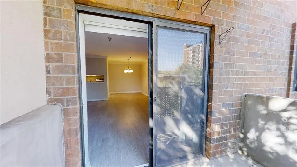 300 Johnson Ferry Road Ne Unit B304, Sandy Springs, Georgia 30328, 1 Bedroom Bedrooms, ,1 BathroomBathrooms,Residential,Sold,300 Johnson Ferry Road Ne Unit B304,7128461