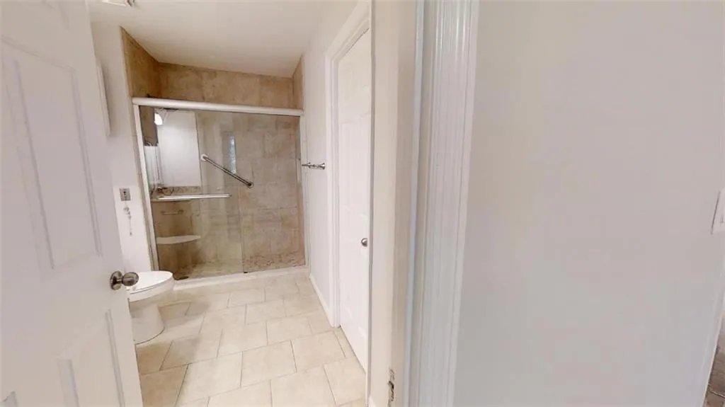 300 Johnson Ferry Road Ne Unit B304, Sandy Springs, Georgia 30328, 1 Bedroom Bedrooms, ,1 BathroomBathrooms,Residential,Sold,300 Johnson Ferry Road Ne Unit B304,7128461
