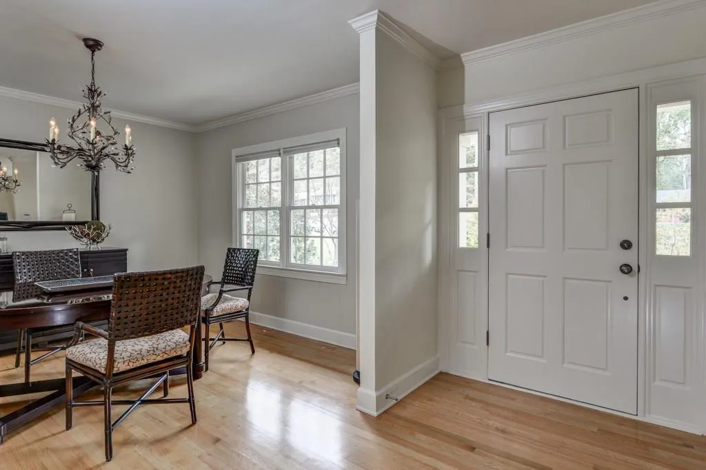 365 Forest Hills Drive, Atlanta, Georgia 30342, 3 Bedrooms Bedrooms, ,2 BathroomsBathrooms,Residential,Sold,365 Forest Hills Drive,5771928