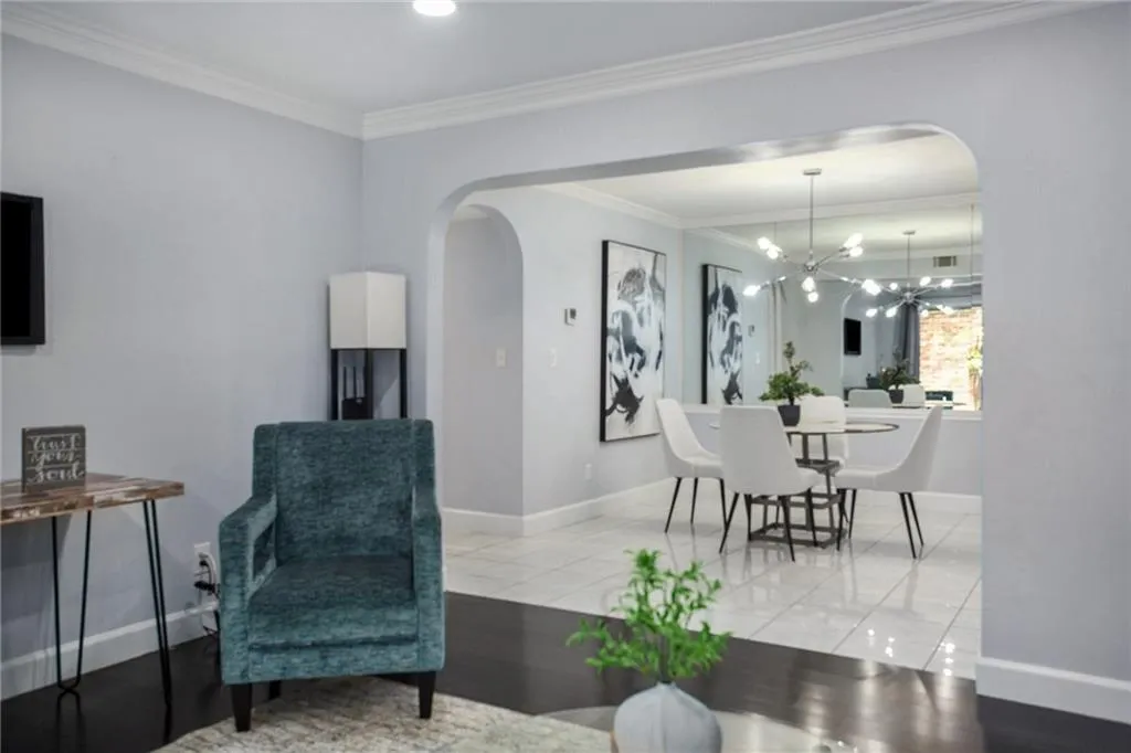 6851 Roswell Road Unit J1, Sandy Springs, Georgia 30328, 2 Bedrooms Bedrooms, ,2 BathroomsBathrooms,Residential,Sold,6851 Roswell Road Unit J1,7071804