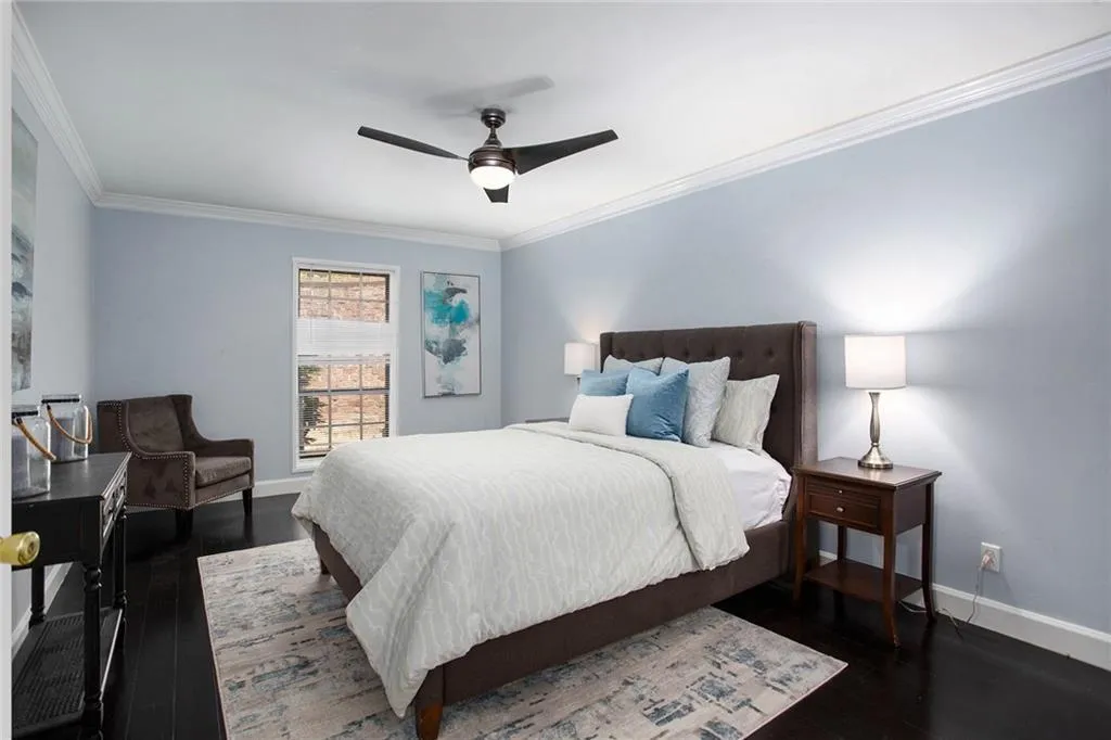 6851 Roswell Road Unit J1, Sandy Springs, Georgia 30328, 2 Bedrooms Bedrooms, ,2 BathroomsBathrooms,Residential,Sold,6851 Roswell Road Unit J1,7071804