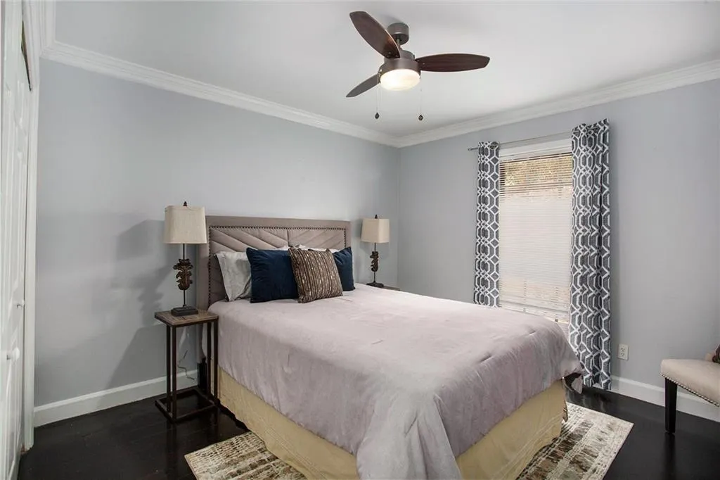 6851 Roswell Road Unit J1, Sandy Springs, Georgia 30328, 2 Bedrooms Bedrooms, ,2 BathroomsBathrooms,Residential,Sold,6851 Roswell Road Unit J1,7071804