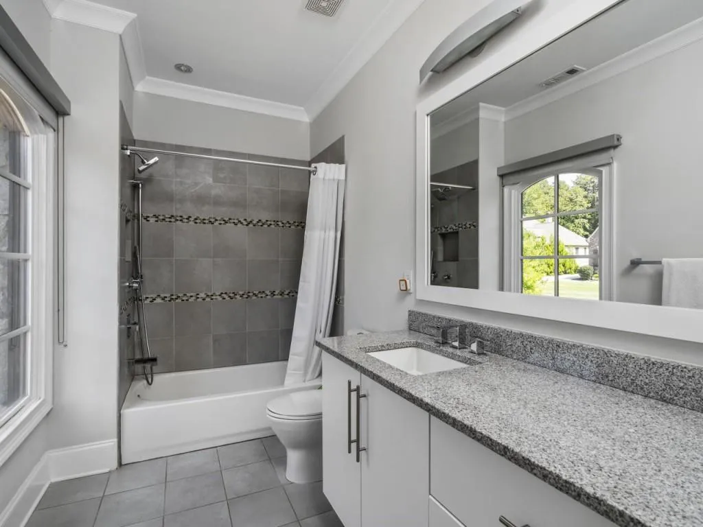 3806 Teesdale Court, Sandy Springs, Georgia 30350, 6 Bedrooms Bedrooms, ,7 BathroomsBathrooms,Residential,Sold,3806 Teesdale Court,6615182