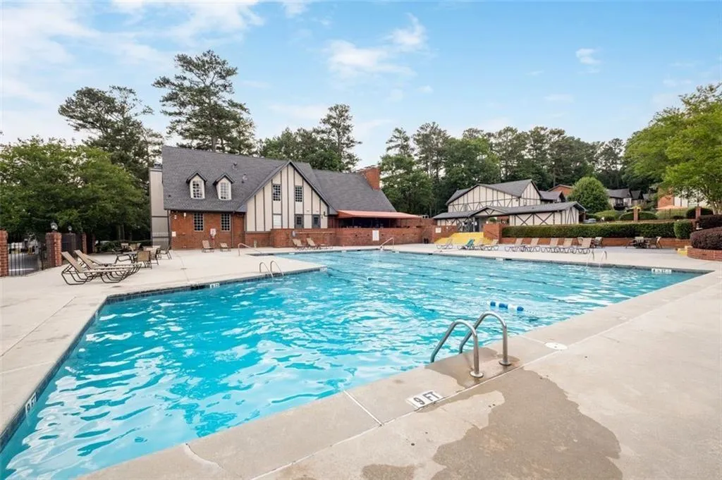 Sparkling pool is welcoming - great meeting place!