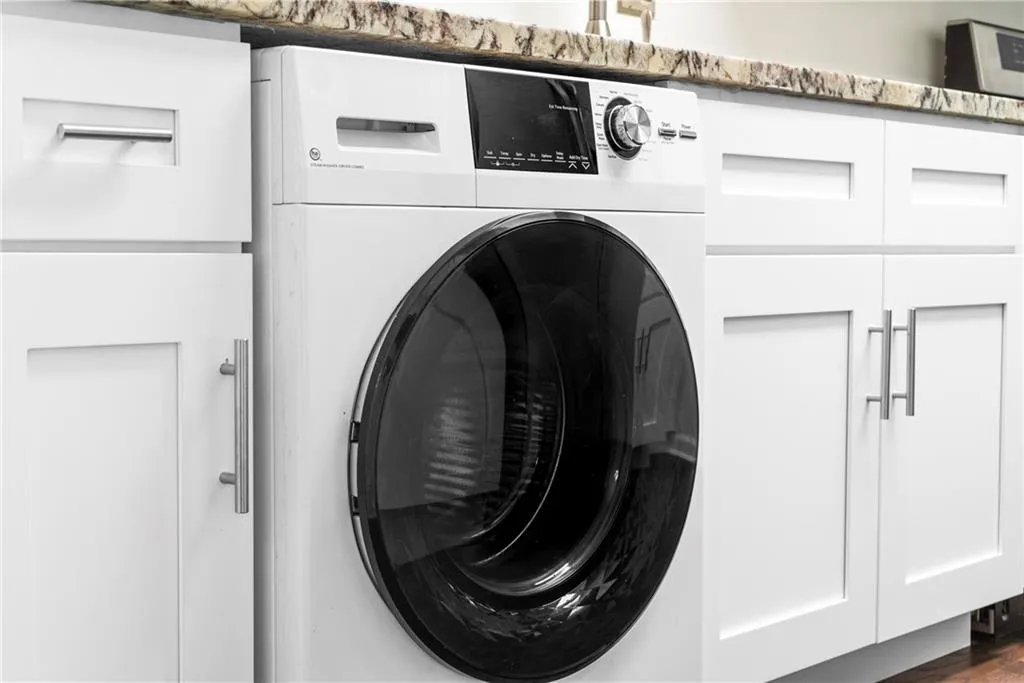 State-of-the-art laundry equipment is washer/dryer combination.