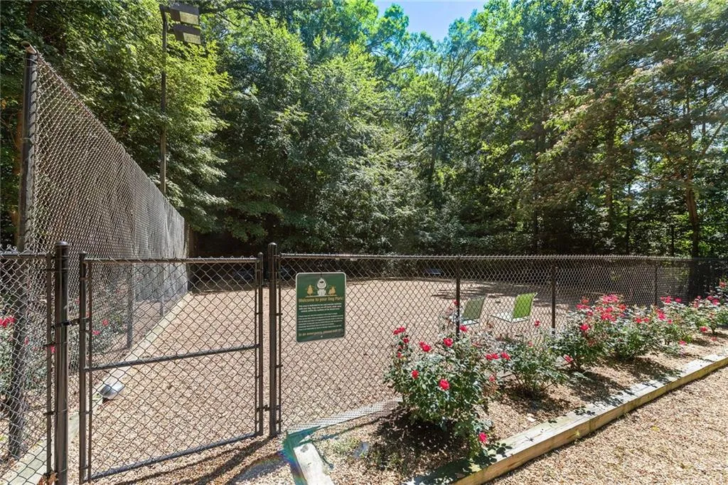 703 Bainbridge Drive, Sandy Springs, Georgia 30327, 2 Bedrooms Bedrooms, ,2 BathroomsBathrooms,Residential,Sold,703 Bainbridge Drive,6862661