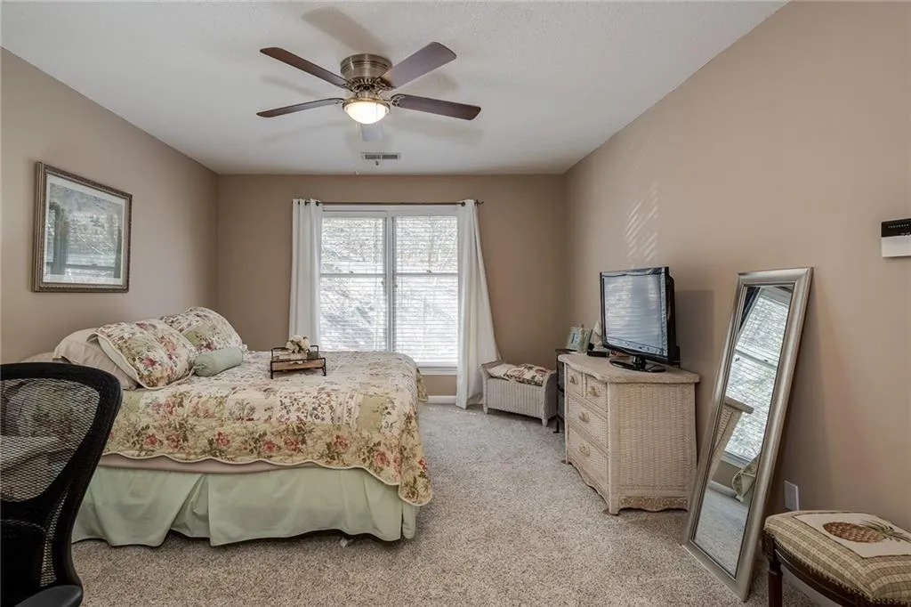 703 Bainbridge Drive, Sandy Springs, Georgia 30327, 2 Bedrooms Bedrooms, ,2 BathroomsBathrooms,Residential,Sold,703 Bainbridge Drive,6862661