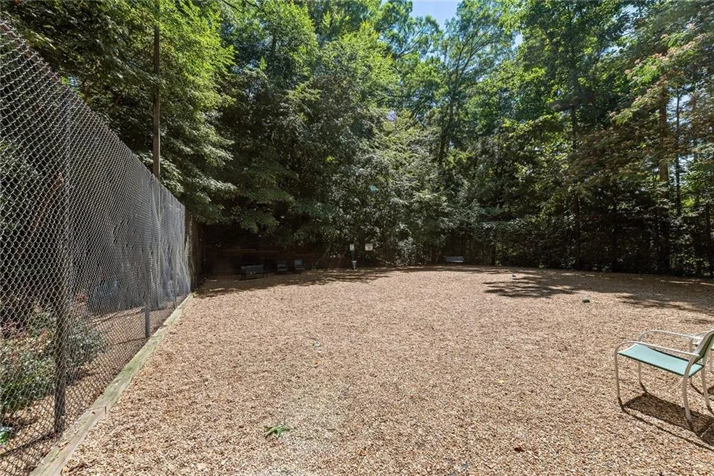 703 Bainbridge Drive, Sandy Springs, Georgia 30327, 2 Bedrooms Bedrooms, ,2 BathroomsBathrooms,Residential,Sold,703 Bainbridge Drive,6862661