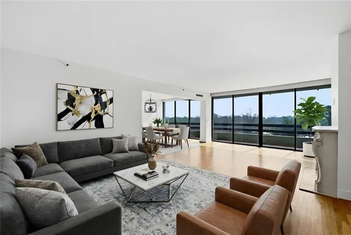 2660 Peachtree Road Nw Unit 9g, Atlanta, Georgia 30305