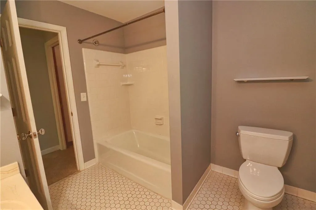 40 Serendipity Way, Sandy Springs, Georgia 30350, 4 Bedrooms Bedrooms, ,3 BathroomsBathrooms,Residential,Sold,40 Serendipity Way,6961516