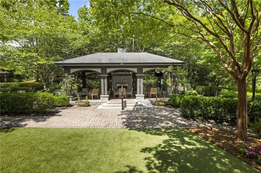 2950 Mount Wilkinson Parkway Se Unit 304, Atlanta, Georgia 30339, 2 Bedrooms Bedrooms, ,2 BathroomsBathrooms,Residential,For Sale,2950 Mount Wilkinson Parkway Se Unit 304,7617517