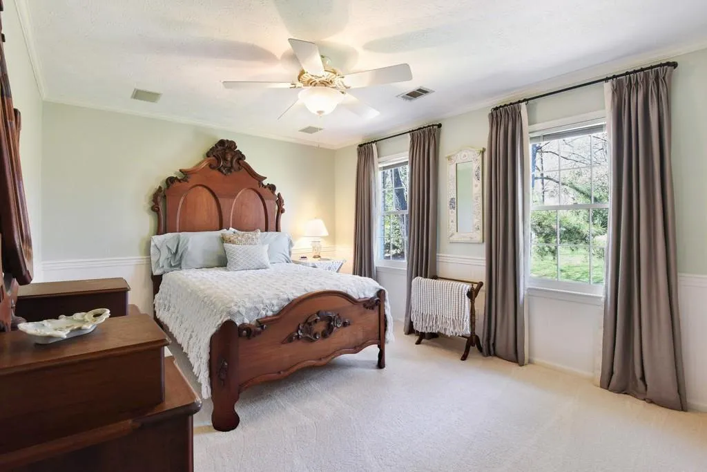 215 Zeblin Road, Atlanta, Georgia 30342, 5 Bedrooms Bedrooms, ,3 BathroomsBathrooms,Residential,Sold,215 Zeblin Road,5818210