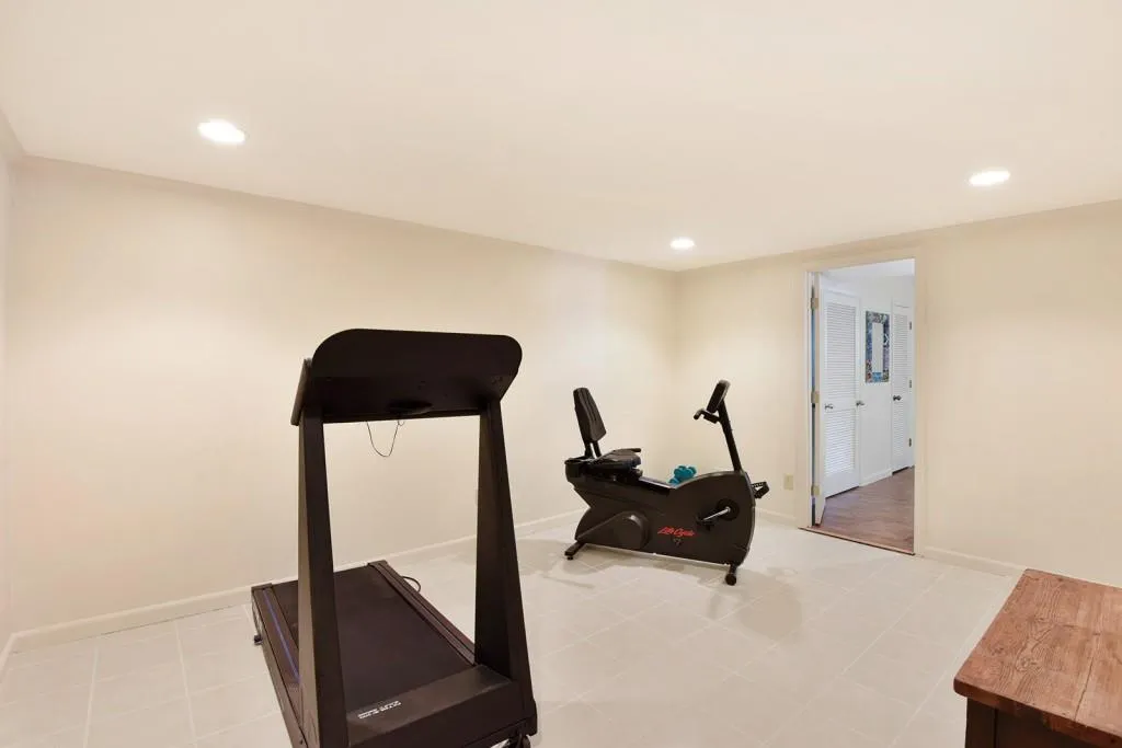 215 Zeblin Road, Atlanta, Georgia 30342, 5 Bedrooms Bedrooms, ,3 BathroomsBathrooms,Residential,Sold,215 Zeblin Road,5818210