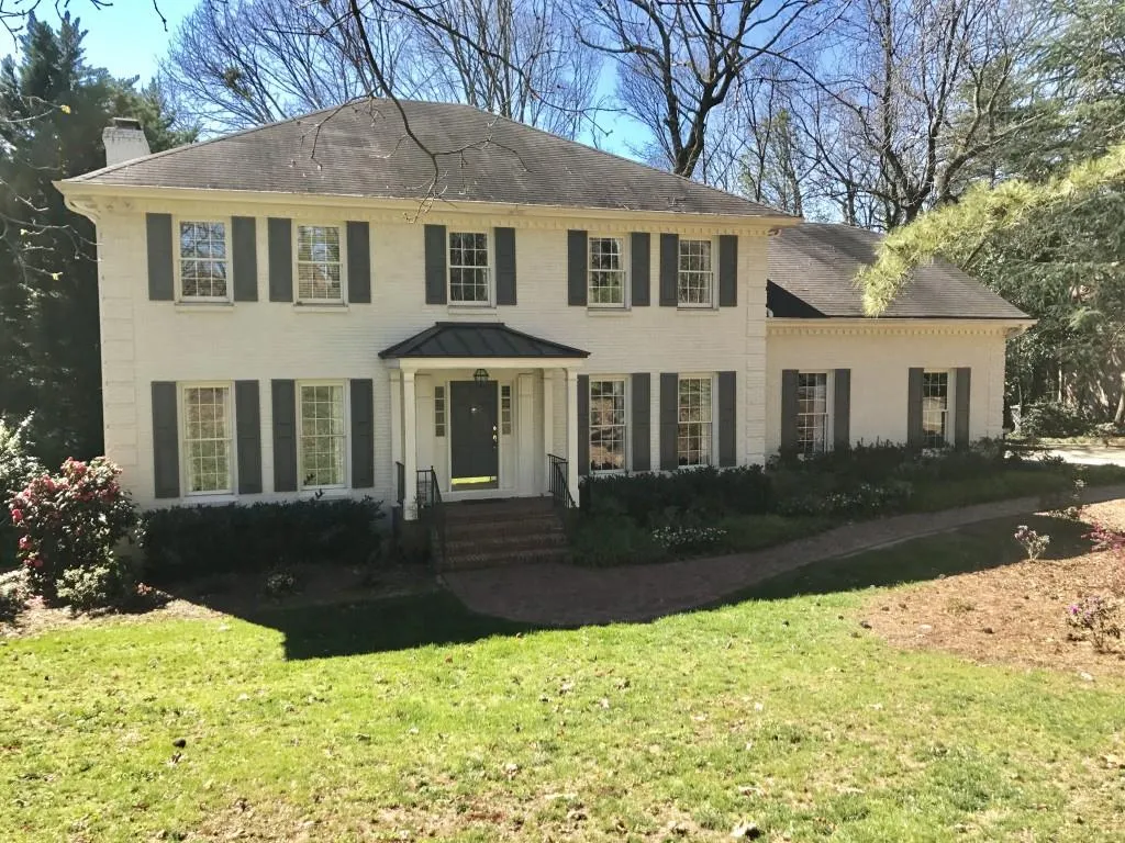 215 Zeblin Road, Atlanta, Georgia 30342, 5 Bedrooms Bedrooms, ,3 BathroomsBathrooms,Residential,Sold,215 Zeblin Road,5818210