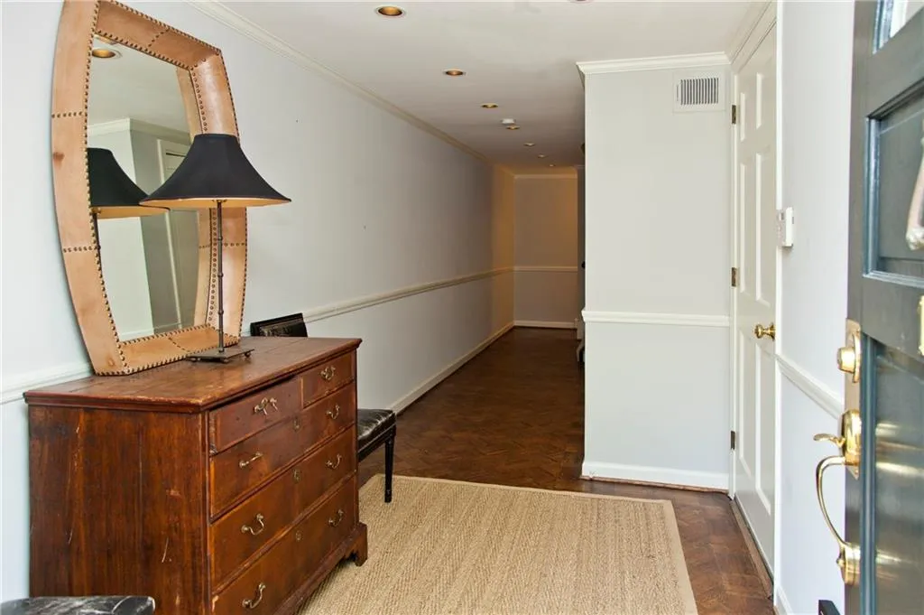 103 Jefferson Circle, Atlanta, Georgia 30328, 3 Bedrooms Bedrooms, ,3 BathroomsBathrooms,Residential,Sold,103 Jefferson Circle,6040530