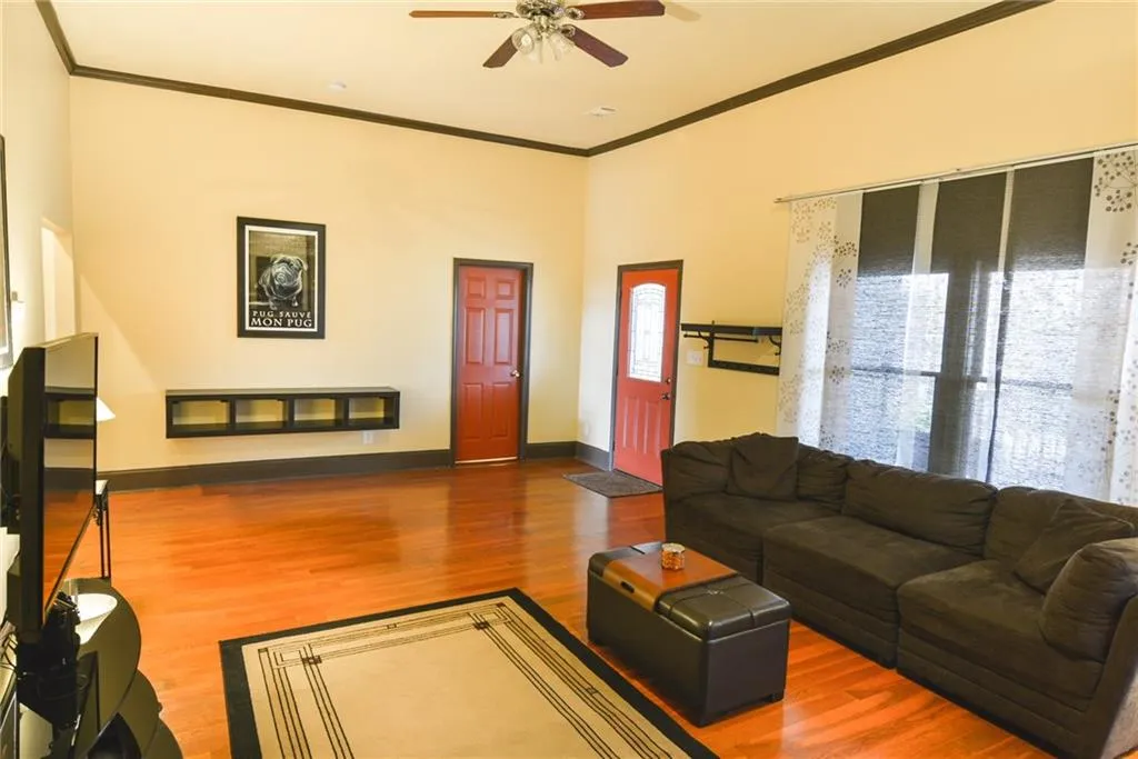 1039 Longley Avenue Nw, Atlanta, Georgia 30318, 3 Bedrooms Bedrooms, ,3 BathroomsBathrooms,Residential,Sold,1039 Longley Avenue Nw,5966938