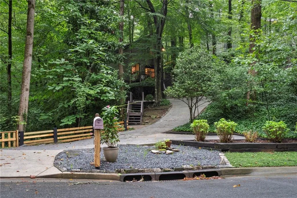 510 Forest Valley Road, Sandy Springs, Georgia 30342, 3 Bedrooms Bedrooms, ,3 BathroomsBathrooms,Residential,Sold,510 Forest Valley Road,7681337