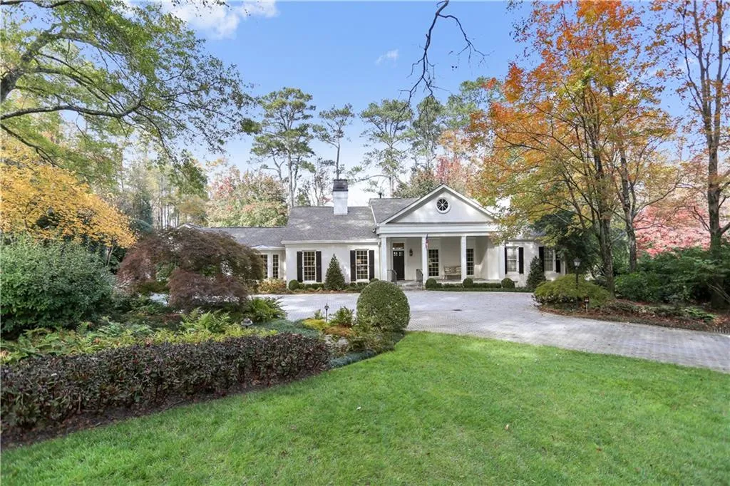 469 Blackland Road Nw, Atlanta, Georgia 30342, 5 Bedrooms Bedrooms, ,4 BathroomsBathrooms,Residential,Sold,469 Blackland Road Nw,5774040