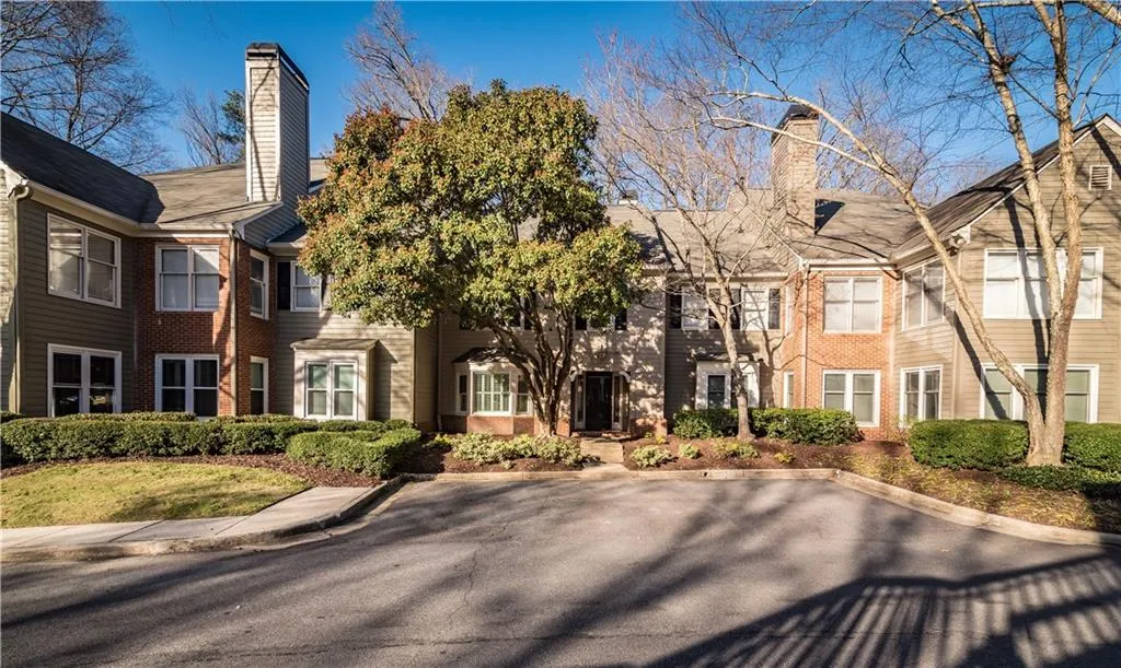 504 Bainbridge Drive, Sandy Springs, Georgia 30327, 3 Bedrooms Bedrooms, ,2 BathroomsBathrooms,Residential,Sold,504 Bainbridge Drive,5970236