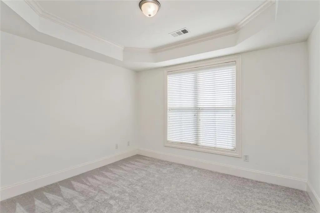 329 Le Gran Bend, Atlanta, Georgia 30328, 2 Bedrooms Bedrooms, ,2 BathroomsBathrooms,Residential,Sold,329 Le Gran Bend,6884389