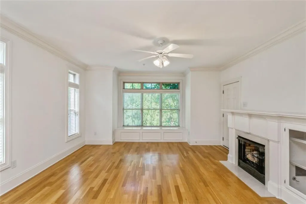 329 Le Gran Bend, Atlanta, Georgia 30328, 2 Bedrooms Bedrooms, ,2 BathroomsBathrooms,Residential,Sold,329 Le Gran Bend,6884389