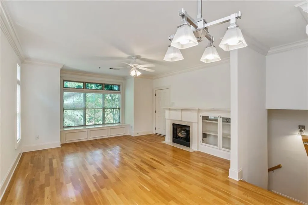 329 Le Gran Bend, Atlanta, Georgia 30328, 2 Bedrooms Bedrooms, ,2 BathroomsBathrooms,Residential,Sold,329 Le Gran Bend,6884389