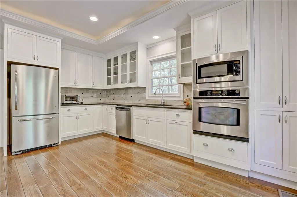 560 Forestdale Drive, Sandy Springs, Georgia 30342, 4 Bedrooms Bedrooms, ,3 BathroomsBathrooms,Residential,Sold,560 Forestdale Drive,5845351