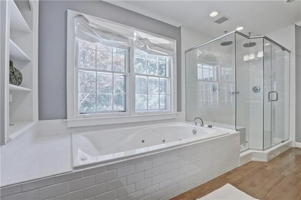 560 Forestdale Drive, Sandy Springs, Georgia 30342, 4 Bedrooms Bedrooms, ,3 BathroomsBathrooms,Residential,Sold,560 Forestdale Drive,5845351