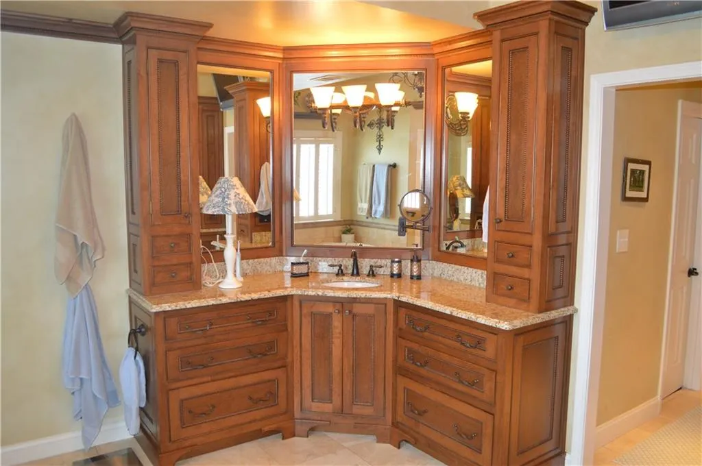 7875 Nesbit Downs Drive, Atlanta, Georgia 30350, 6 Bedrooms Bedrooms, ,6 BathroomsBathrooms,Residential,Sold,7875 Nesbit Downs Drive,5713097