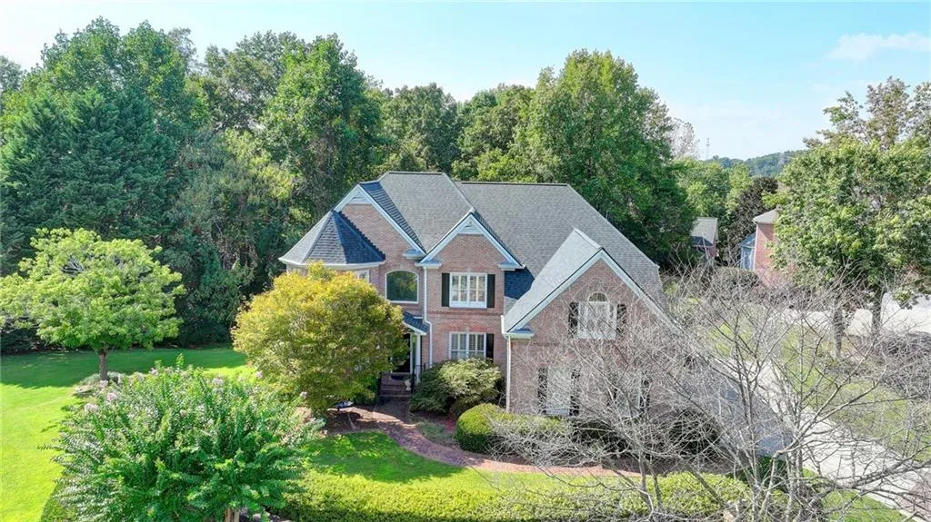 190 Trowbridge Road, Sandy Springs, Georgia 30350, 7 Bedrooms Bedrooms, ,5 BathroomsBathrooms,Residential,Sold,190 Trowbridge Road,7273941