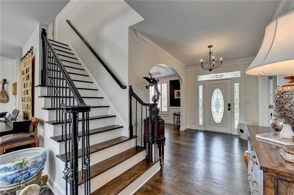 190 Trowbridge Road, Sandy Springs, Georgia 30350, 7 Bedrooms Bedrooms, ,5 BathroomsBathrooms,Residential,Sold,190 Trowbridge Road,7273941