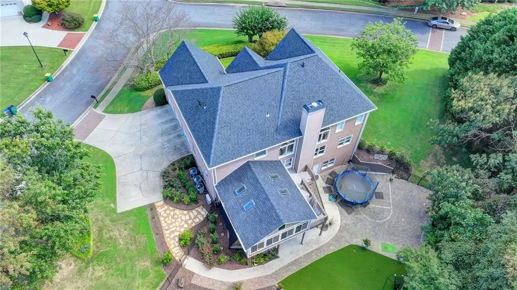 190 Trowbridge Road, Sandy Springs, Georgia 30350, 7 Bedrooms Bedrooms, ,5 BathroomsBathrooms,Residential,Sold,190 Trowbridge Road,7273941