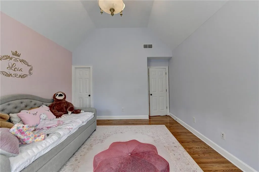 190 Trowbridge Road, Sandy Springs, Georgia 30350, 7 Bedrooms Bedrooms, ,5 BathroomsBathrooms,Residential,Sold,190 Trowbridge Road,7273941