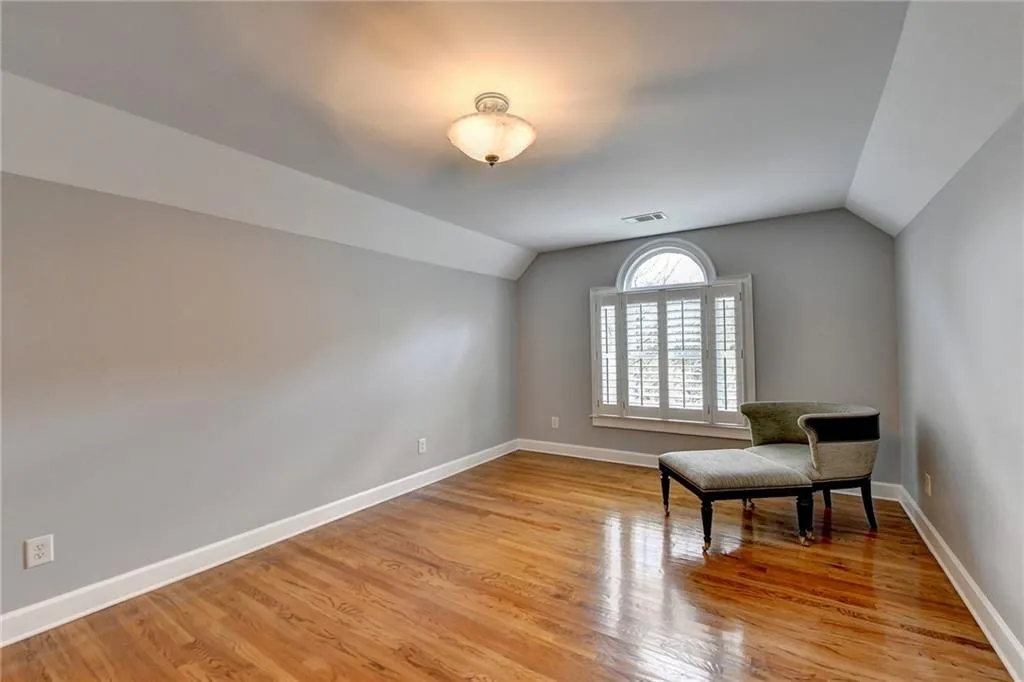 190 Trowbridge Road, Sandy Springs, Georgia 30350, 7 Bedrooms Bedrooms, ,5 BathroomsBathrooms,Residential,Sold,190 Trowbridge Road,7273941